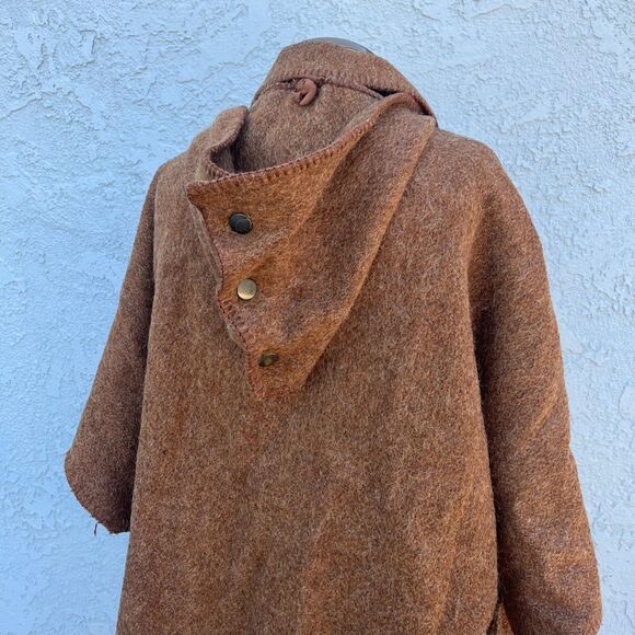 Vintage Wool Poncho Spanish Cape in Brown 1960s Bohemian Clothing Unisex - Picture 7 of 11